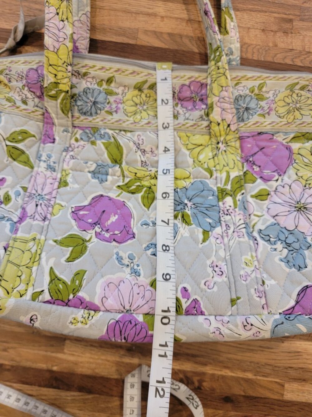 Vera Bradley 2 Handle tote Bag in the retired Watercolor Floral pattern - Picture 10 of 12